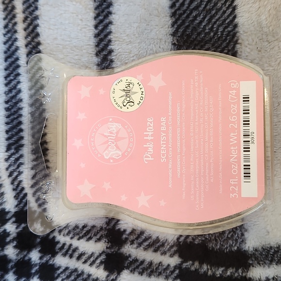 SCENTSY Pink Haze - Picture 1 of 3